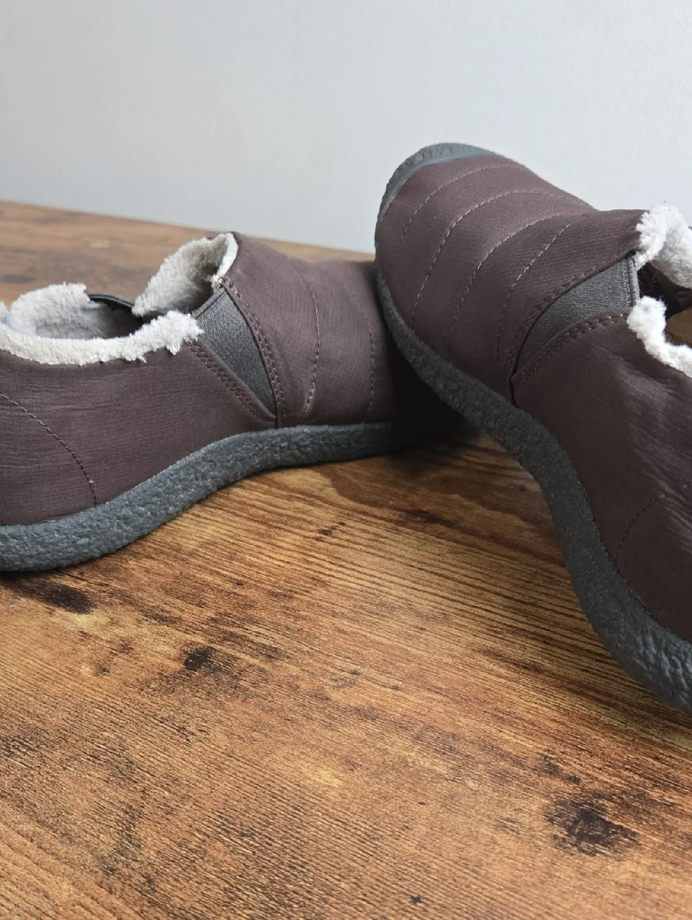 KEEN Women's Howser II Loafer Slide Slipper Shoes Brown Sz 7.5 Cabincore Cottage